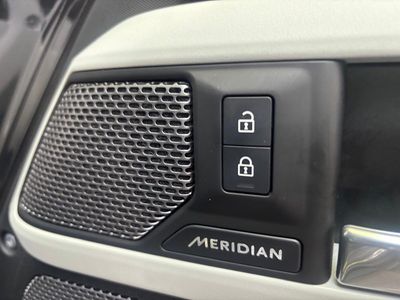 2023 Land Rover Defender
