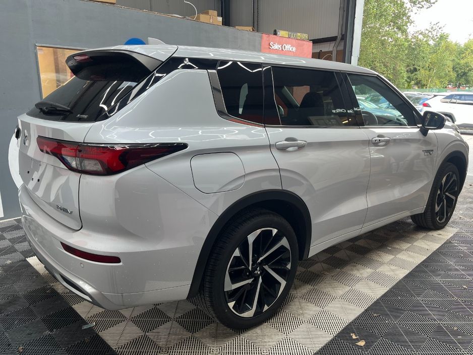 2024 Mitsubishi Outlander