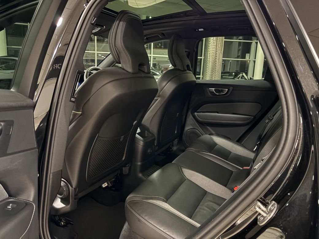2025 Volvo XC60