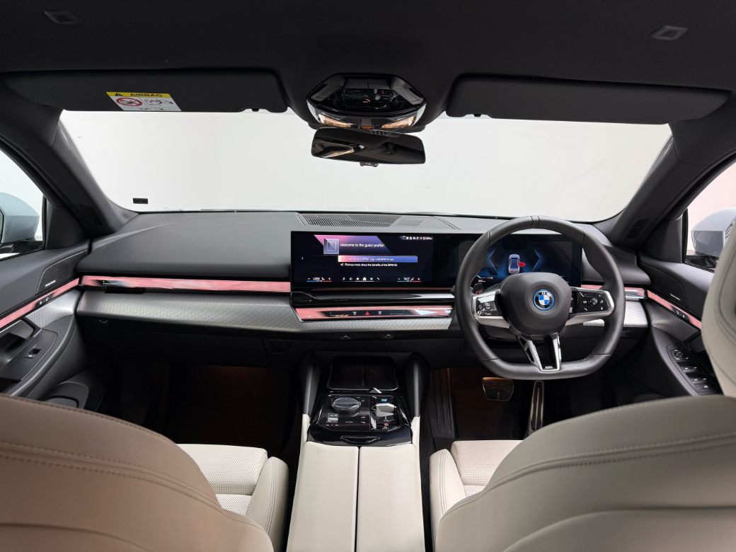 2024 BMW i5