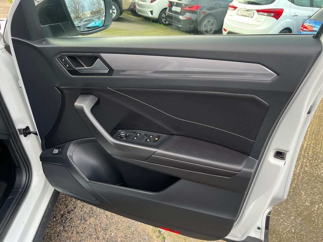 2022 Volkswagen T-Roc