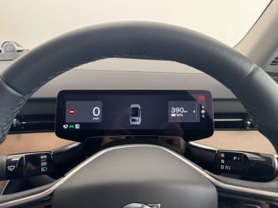2025 Volvo EX90