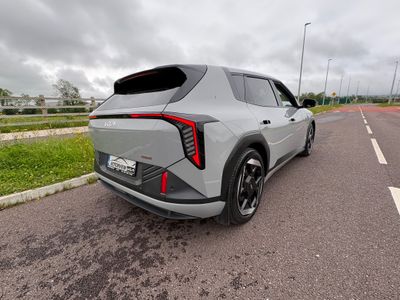 2025 Kia EV4