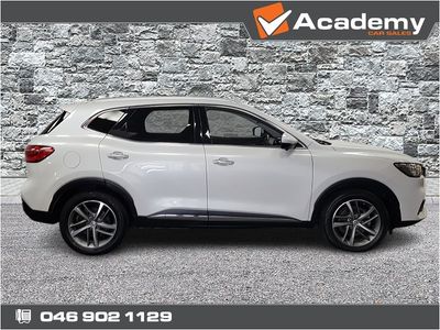 2023 MG HS