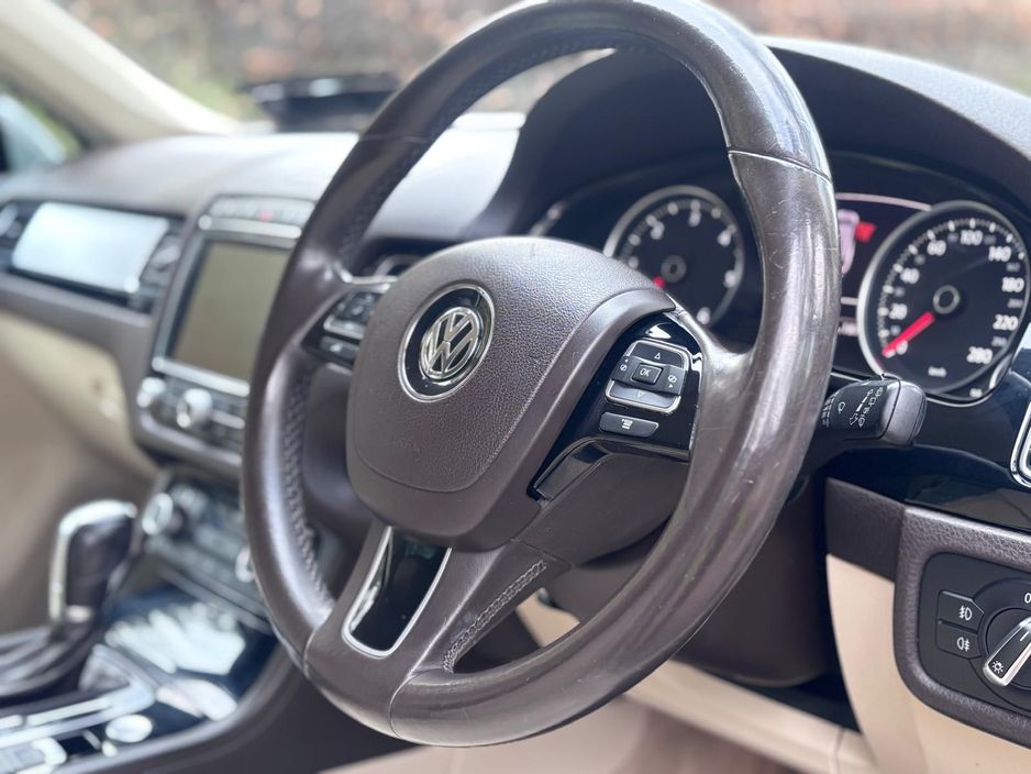 2016 Volkswagen Touareg