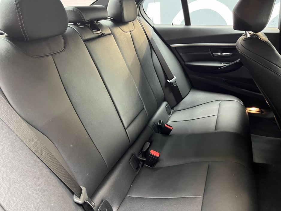 2018 BMW 3 Series