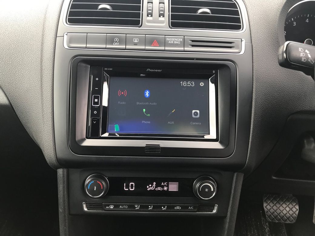 2017 Volkswagen Polo
