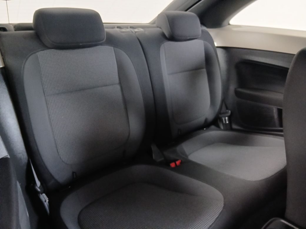 2016 Volkswagen Beetle