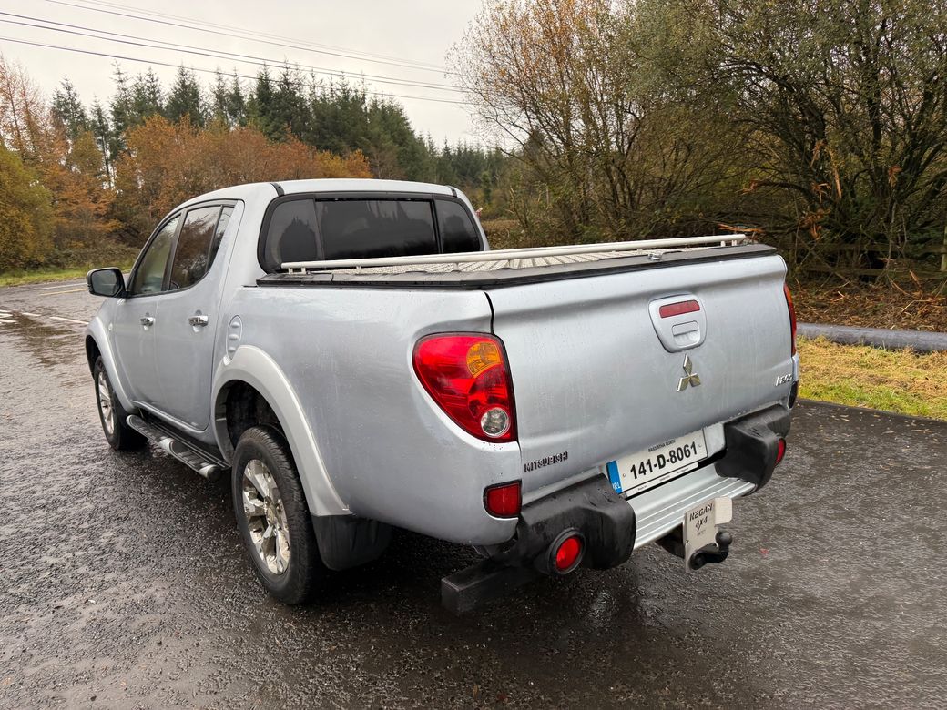 2014 Mitsubishi L200