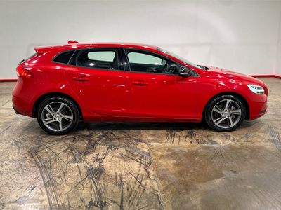 2019 Volvo V40