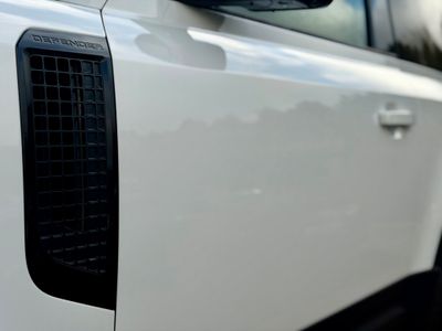 2023 Land Rover Defender