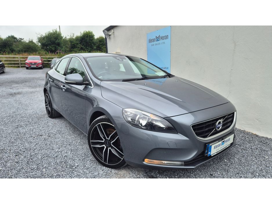 2016 Volvo V40