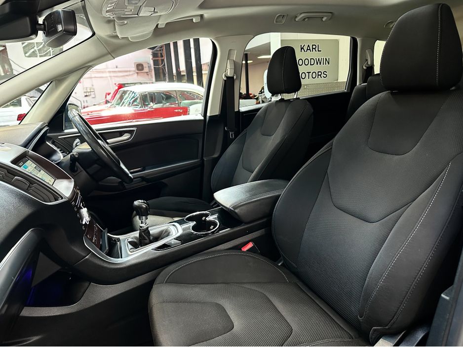 2017 Ford S-Max