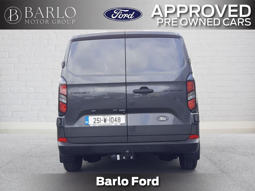 2025 Ford Transit Custom