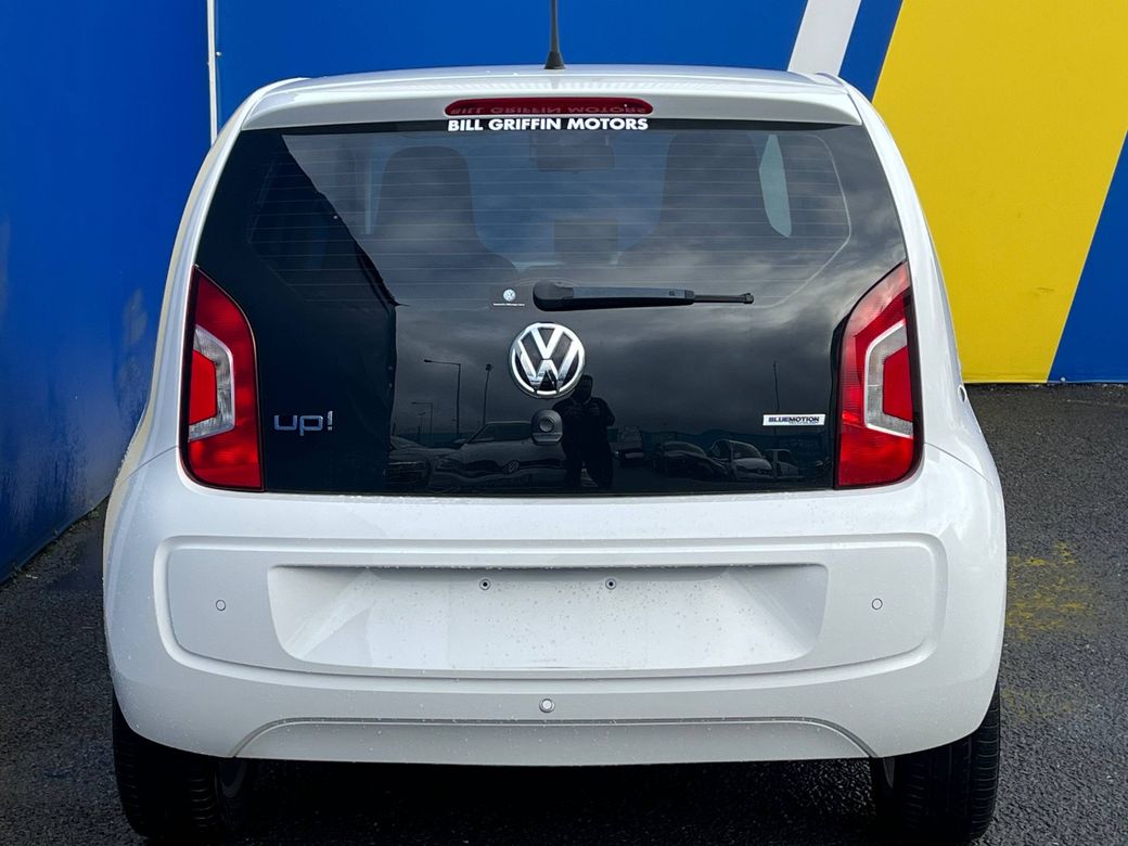 2015 Volkswagen up!