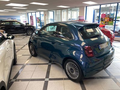 2025 Fiat 500e