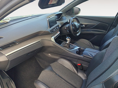 2018 Peugeot 5008