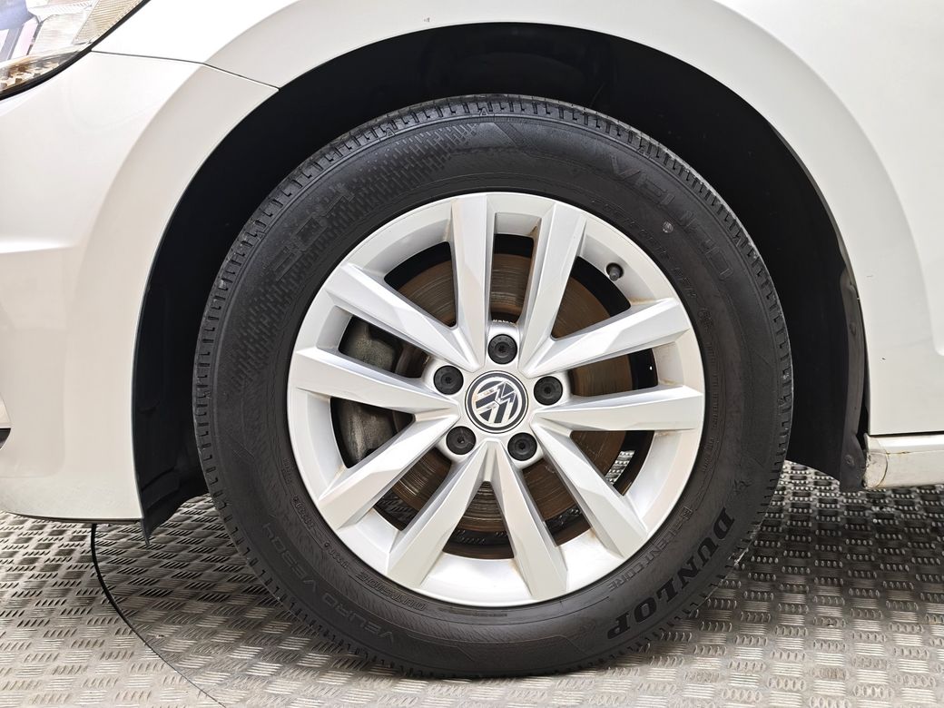 2016 Volkswagen Touran