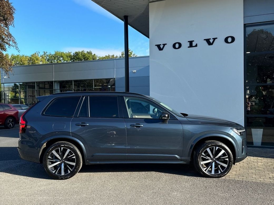2025 Volvo XC90
