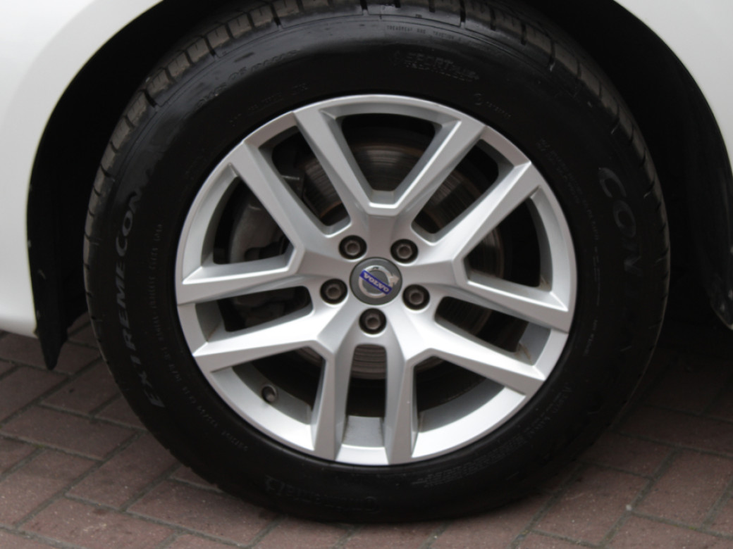 2016 Volvo XC60