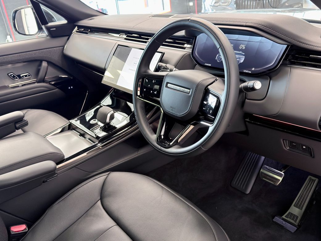 2025 Land Rover Range Rover Sport