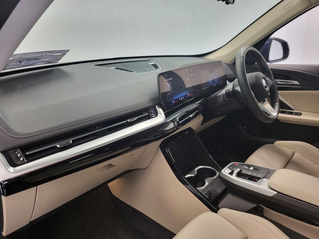 2025 BMW X1