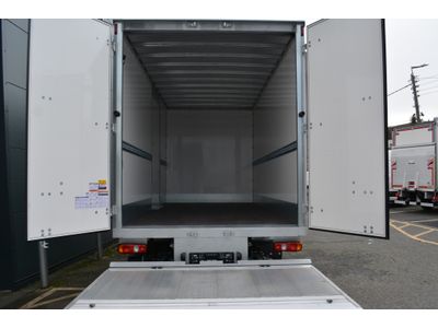 2025 FUSO Canter