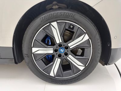 2025 BMW iX