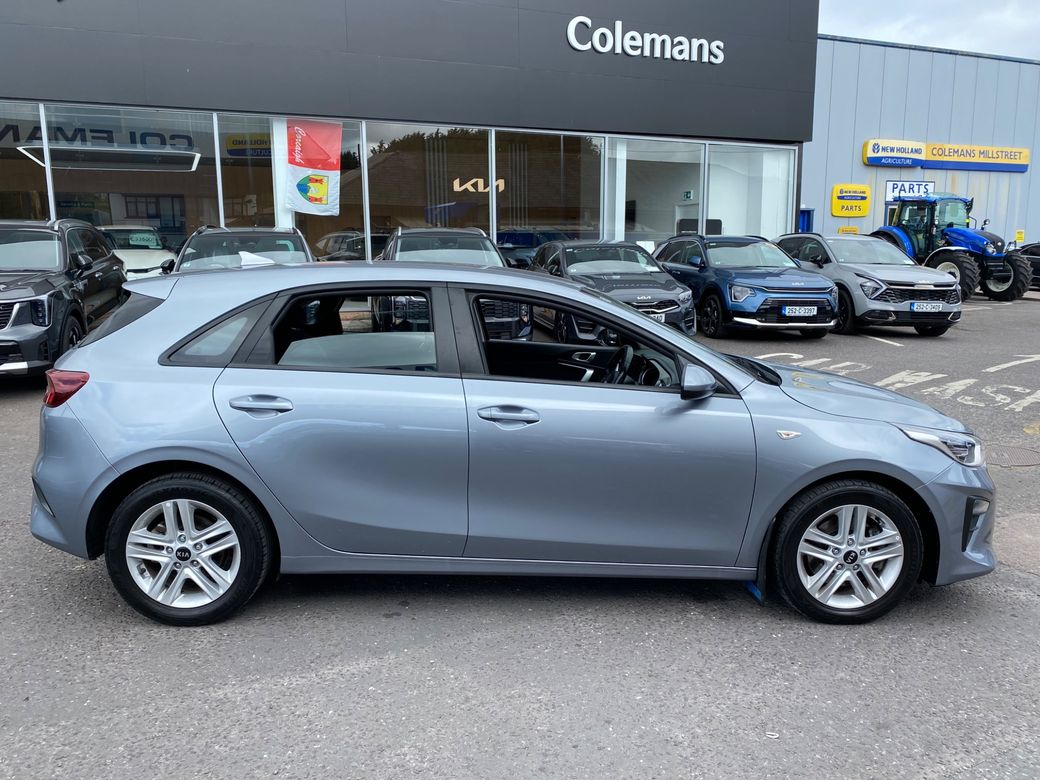 2022 Kia Ceed