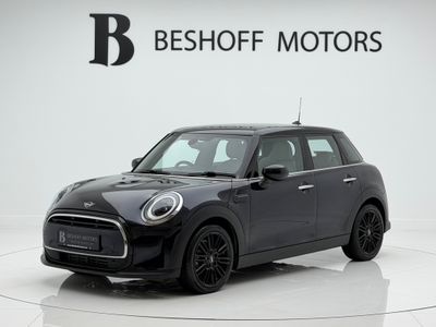 2022 Mini Hatch