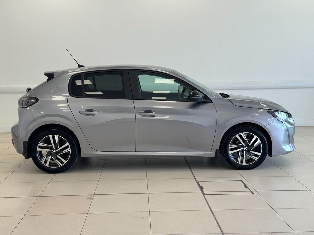 2023 Peugeot 208