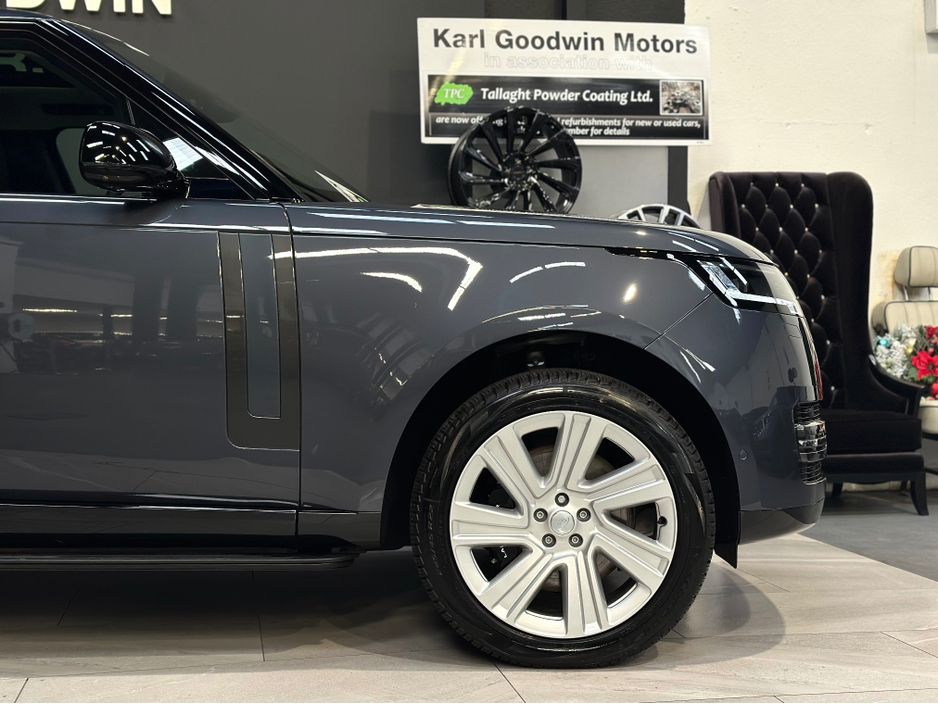 2025 Land Rover Range Rover