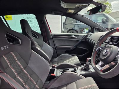 2017 Volkswagen Golf