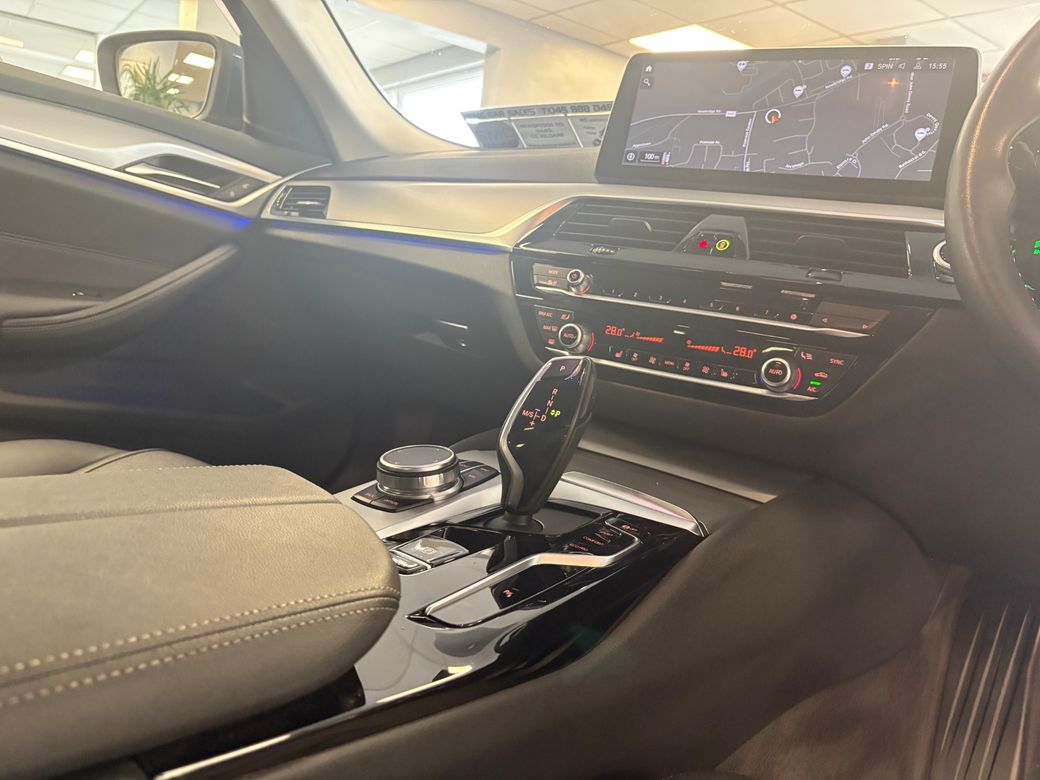 2022 BMW 5 Series