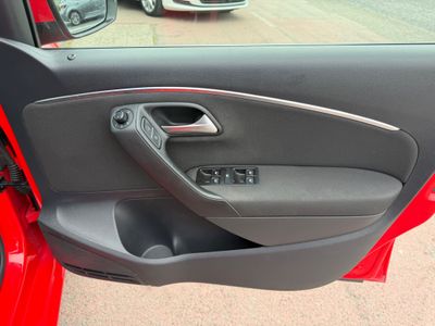 2015 Volkswagen Polo