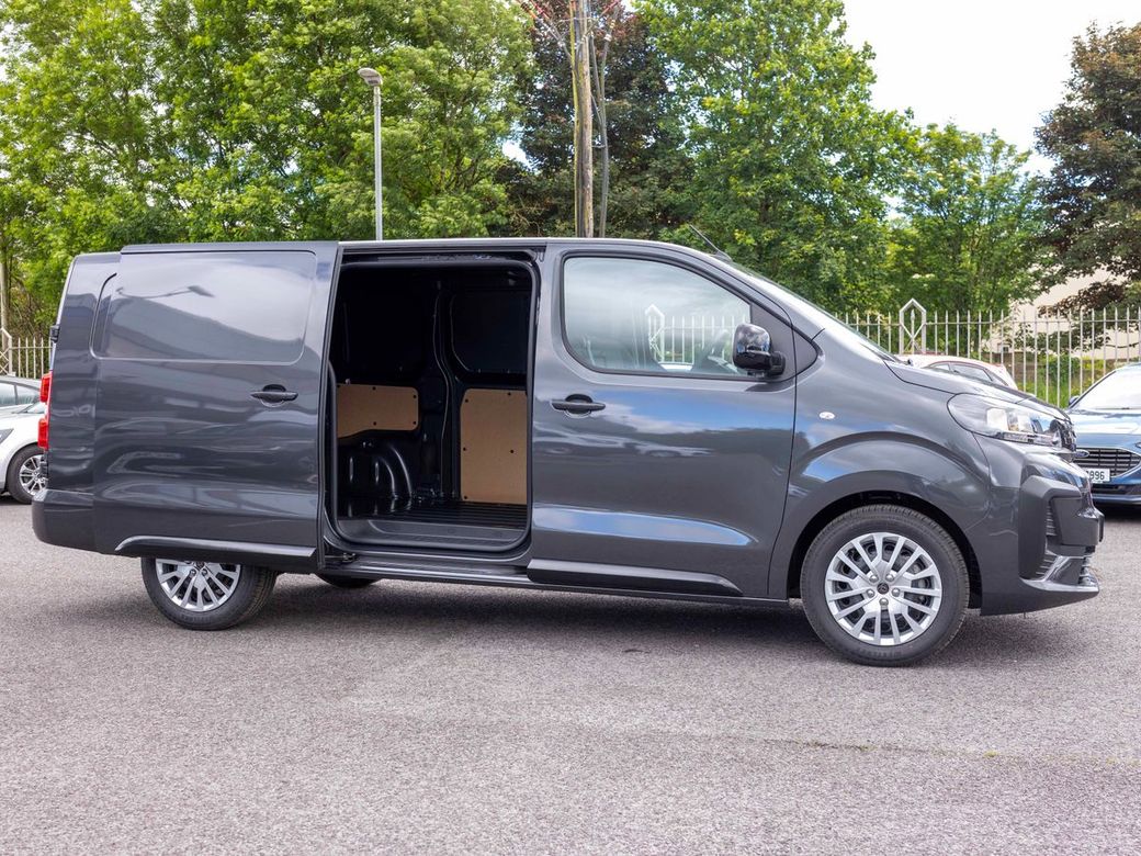 2026 Peugeot Expert