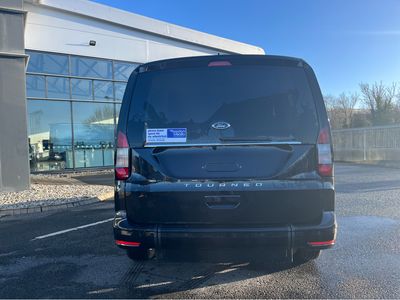 2026 Ford Tourneo Connect