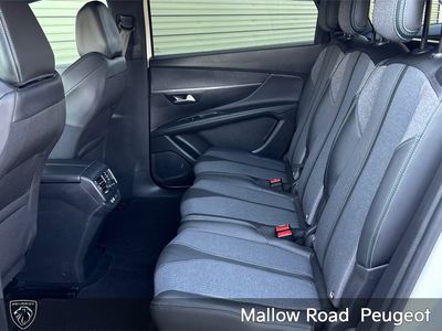 2024 Peugeot 5008