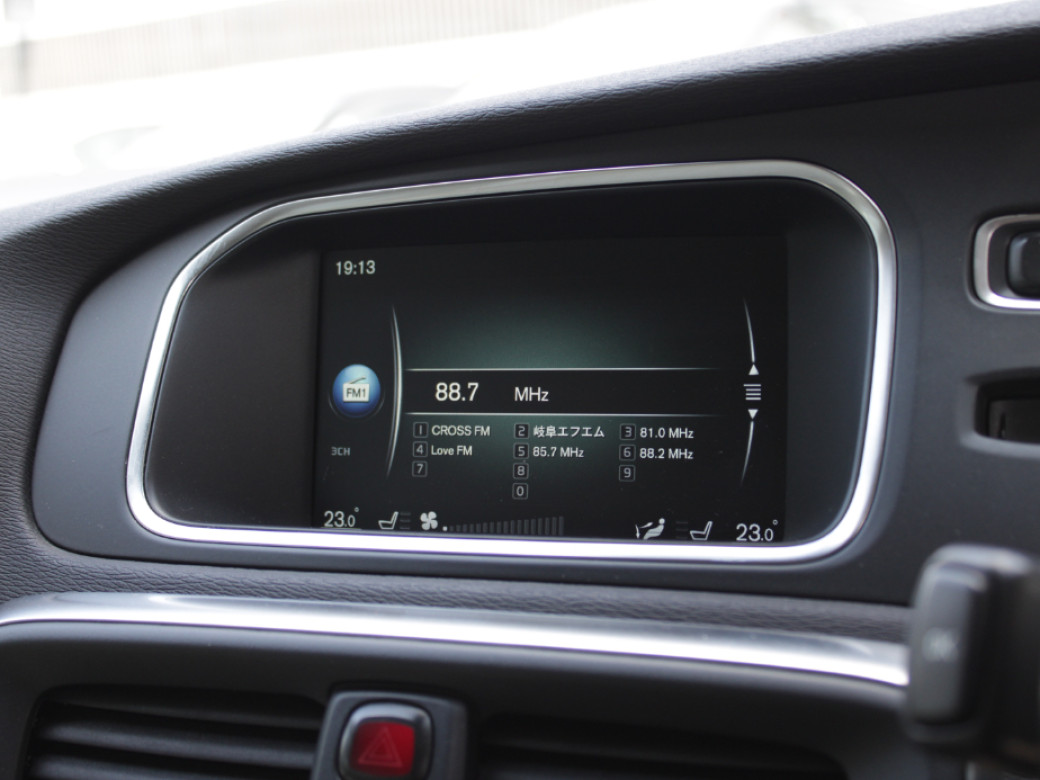 2017 Volvo V40
