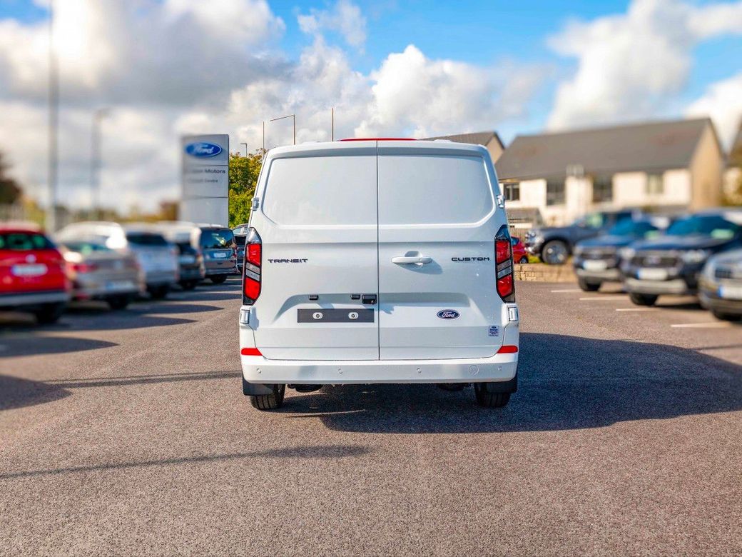 2026 Ford Transit Custom