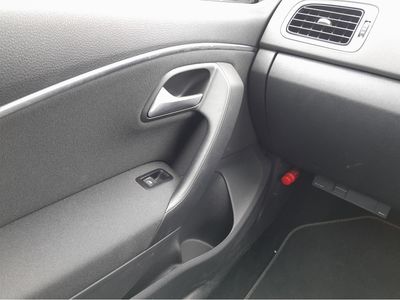 2015 Volkswagen Polo