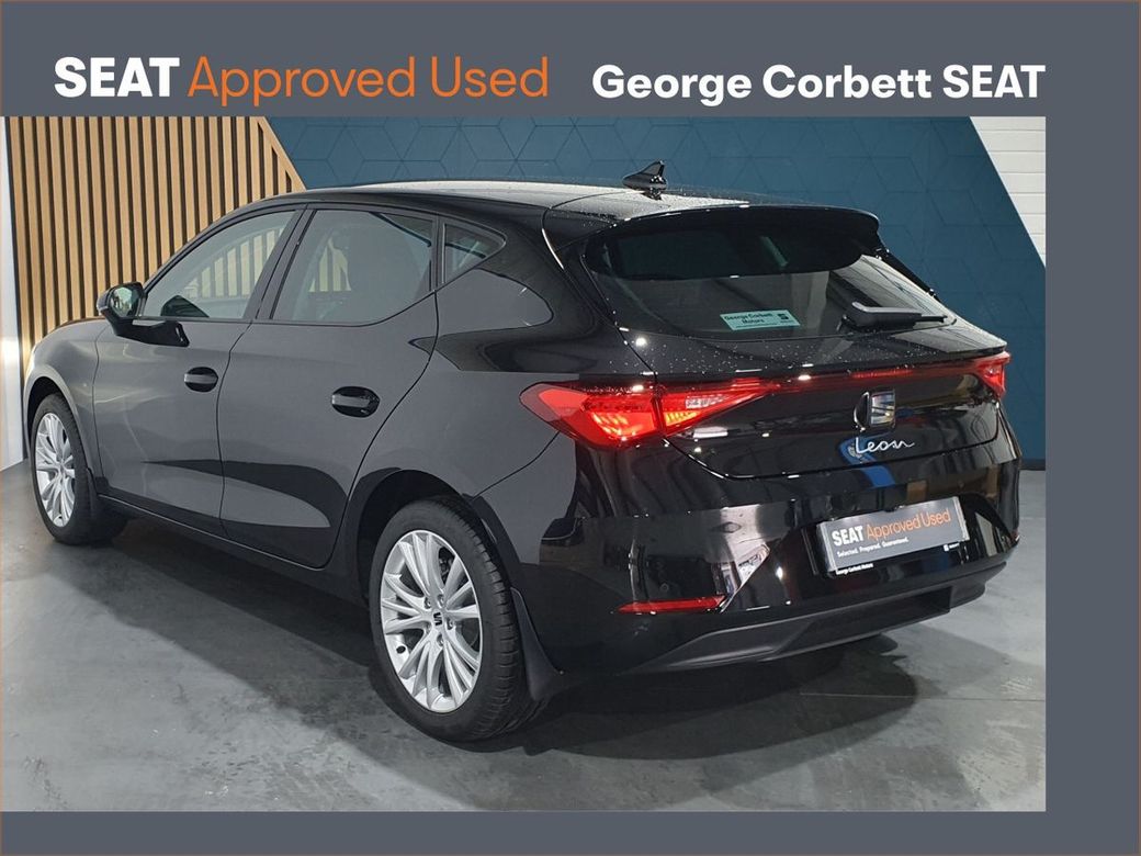 2025 SEAT Leon