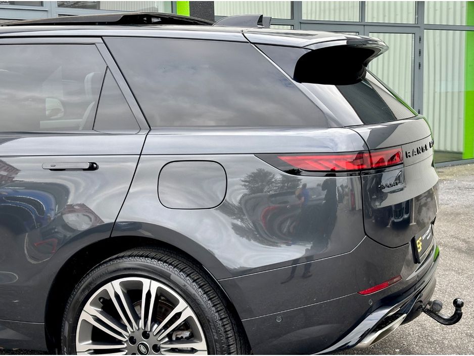2025 Land Rover Range Rover Sport
