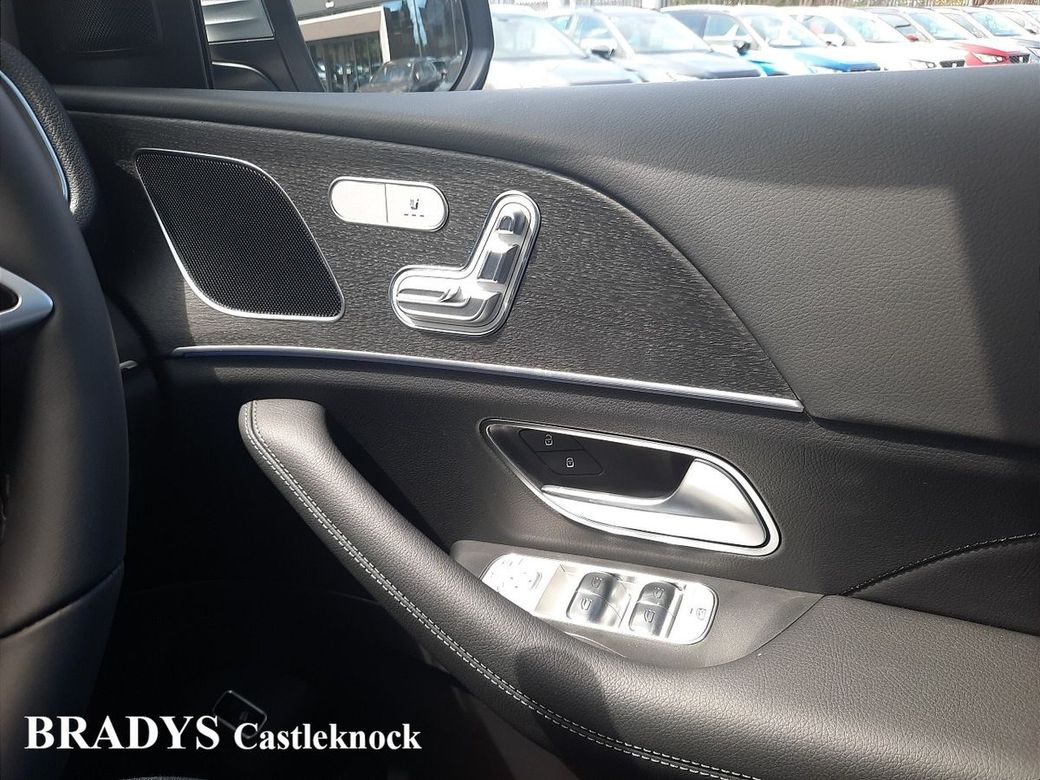 2025 Mercedes-Benz GLE Class