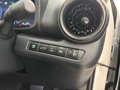 2025 Toyota C-HR