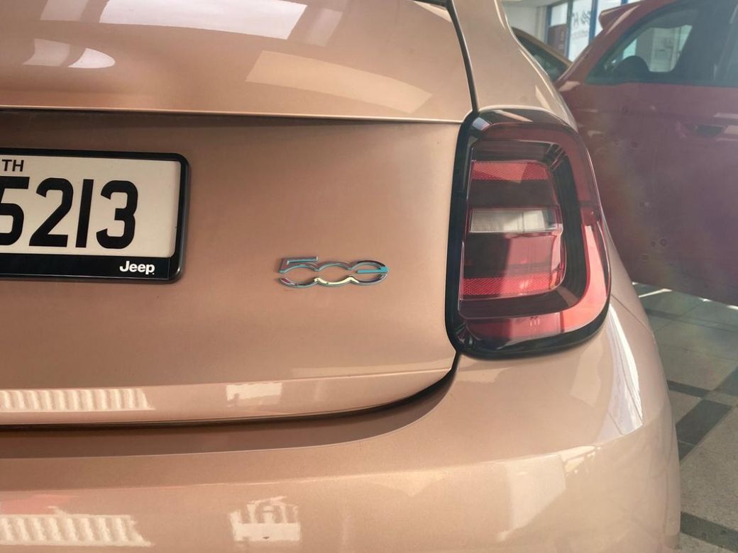 2025 Fiat 500e