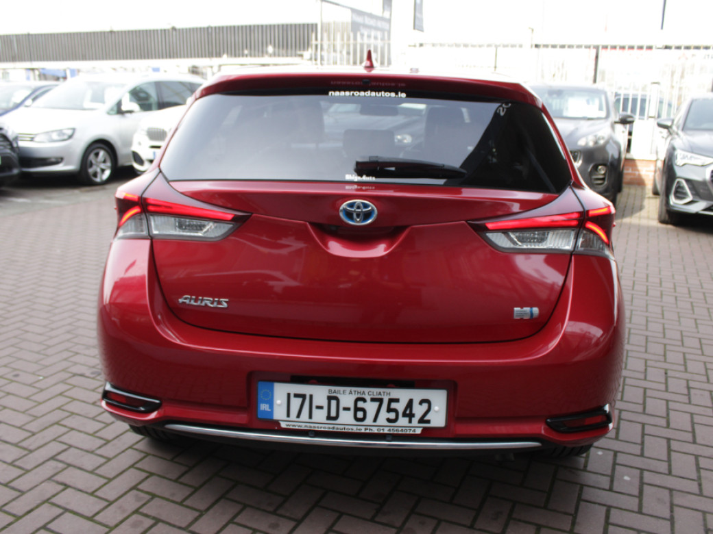 2017 Toyota Auris