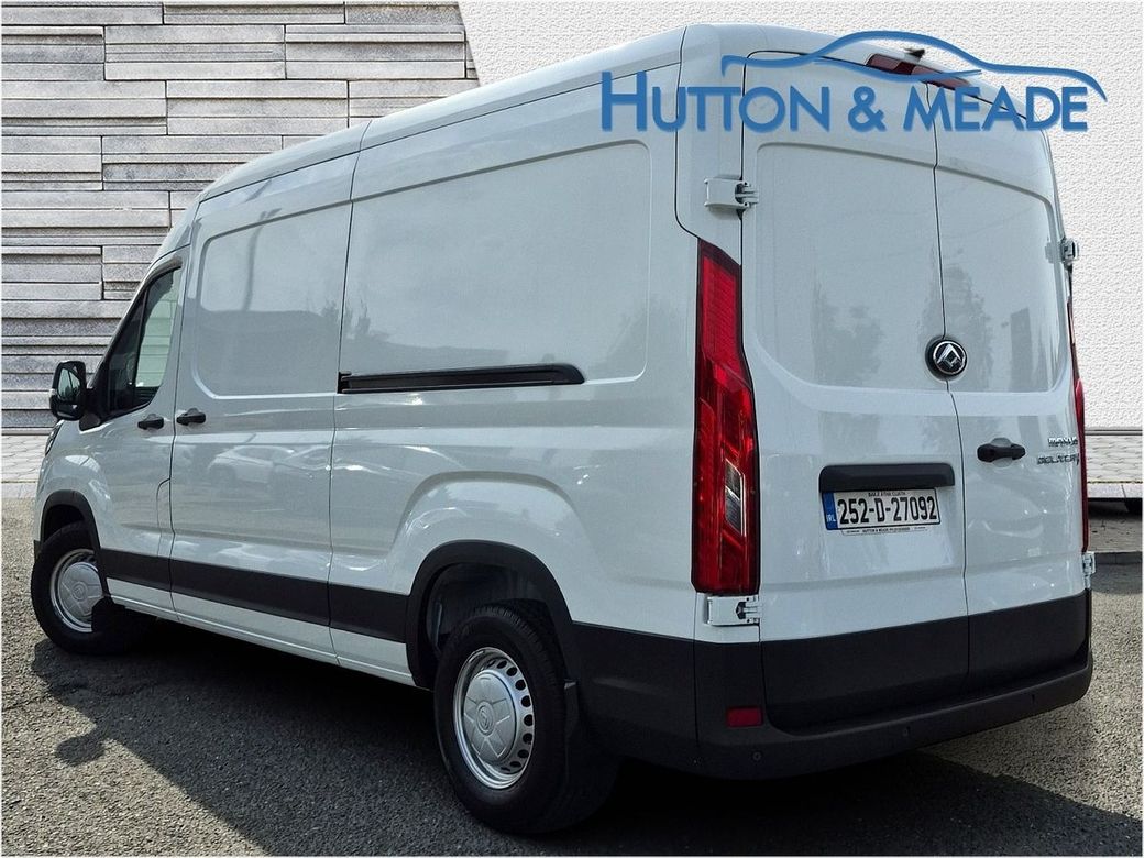 2025 Maxus Deliver 9