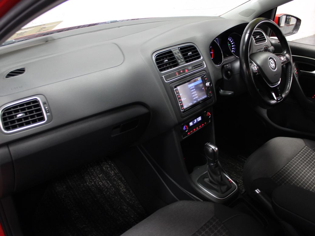 2017 Volkswagen Polo