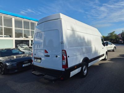 2023 Renault Master